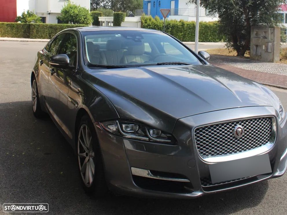 Jaguar XJ 3.0 D V6 Luxury - 2