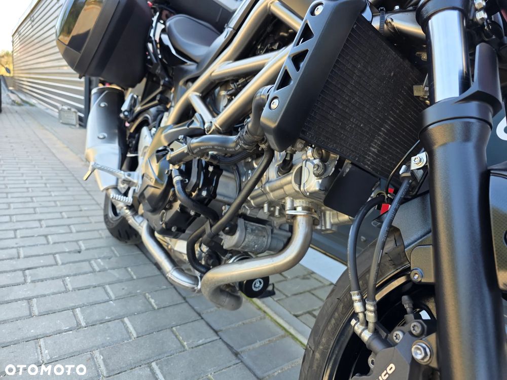 Suzuki SV - 29