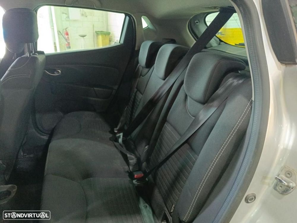 Renault Clio 1.5 dCi Limited - 6
