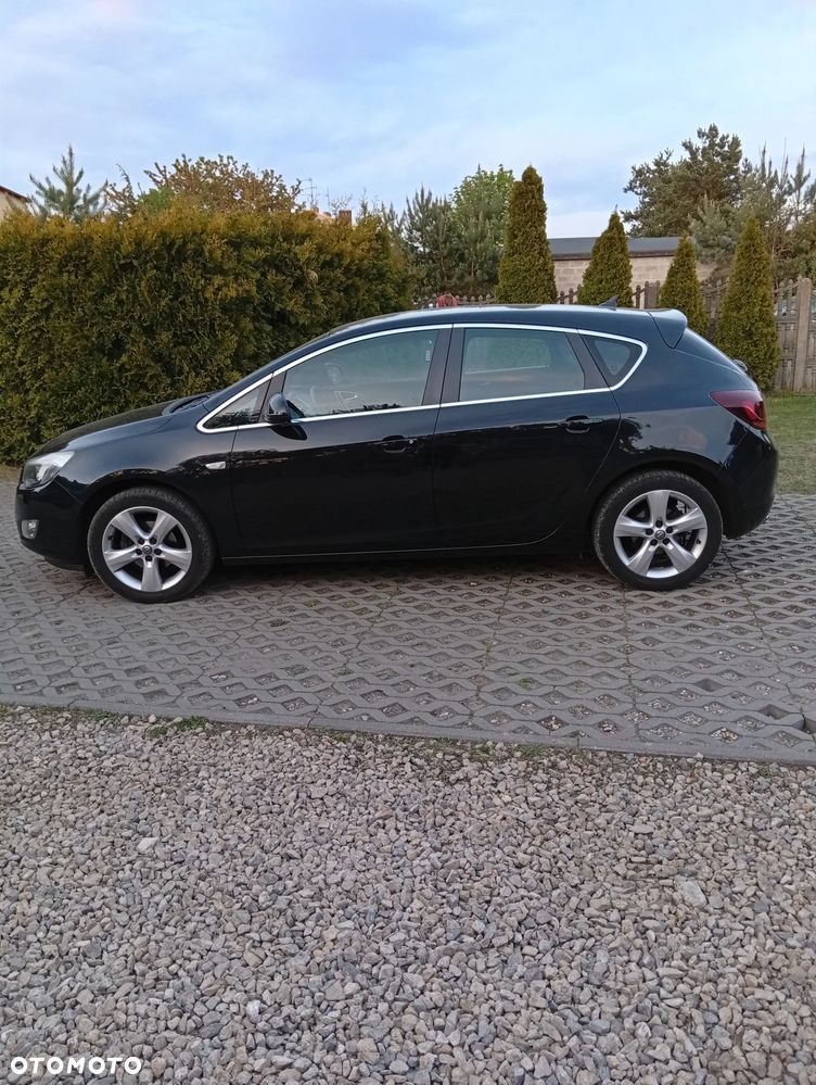 Opel Astra 1.4 Turbo Edition - 4