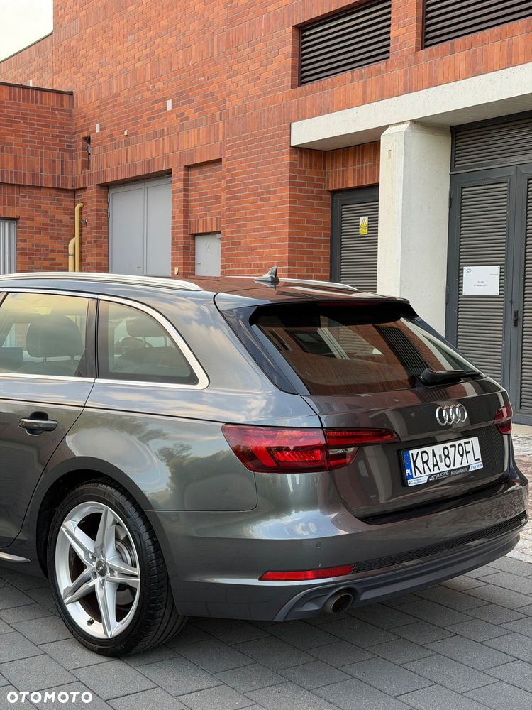 Audi A4 Avant 1.4 TFSI S tronic sport - 34