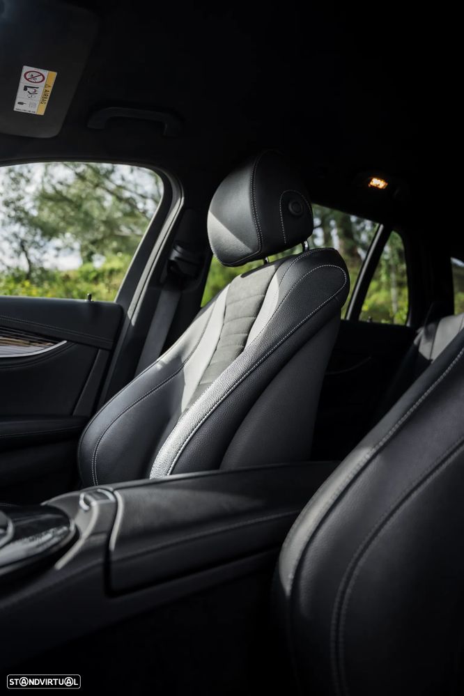 Mercedes-Benz E 300 de AMG Line - 35