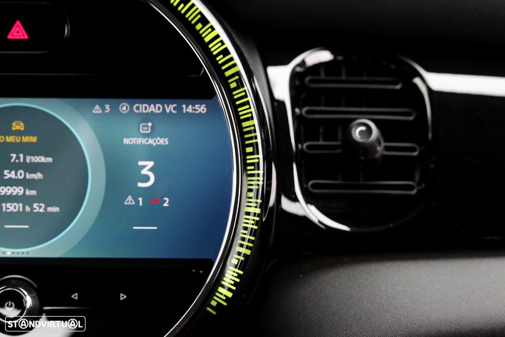 MINI 5 Portas Cooper Auto - 34