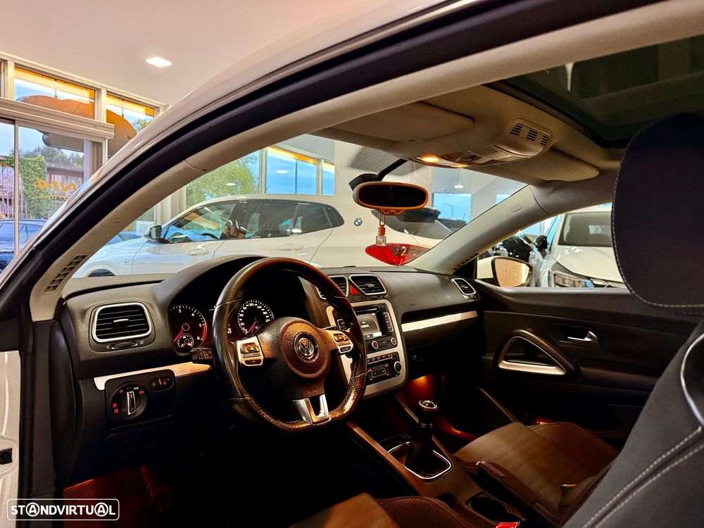 VW Scirocco 2.0 TDI R-Line - 4