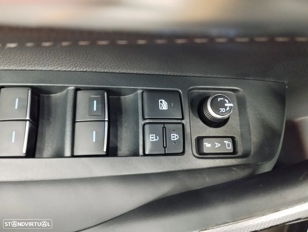 Toyota Corolla 1.8 Hybrid Comfort+P.Sport - 17