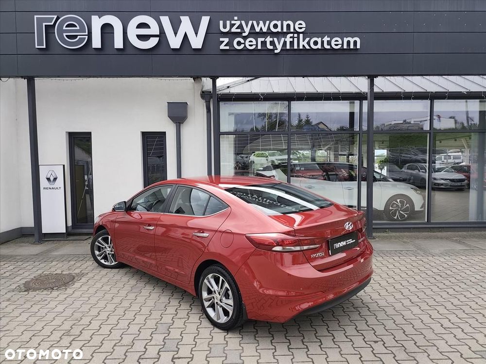 Hyundai Elantra 1.6 Comfort - 6