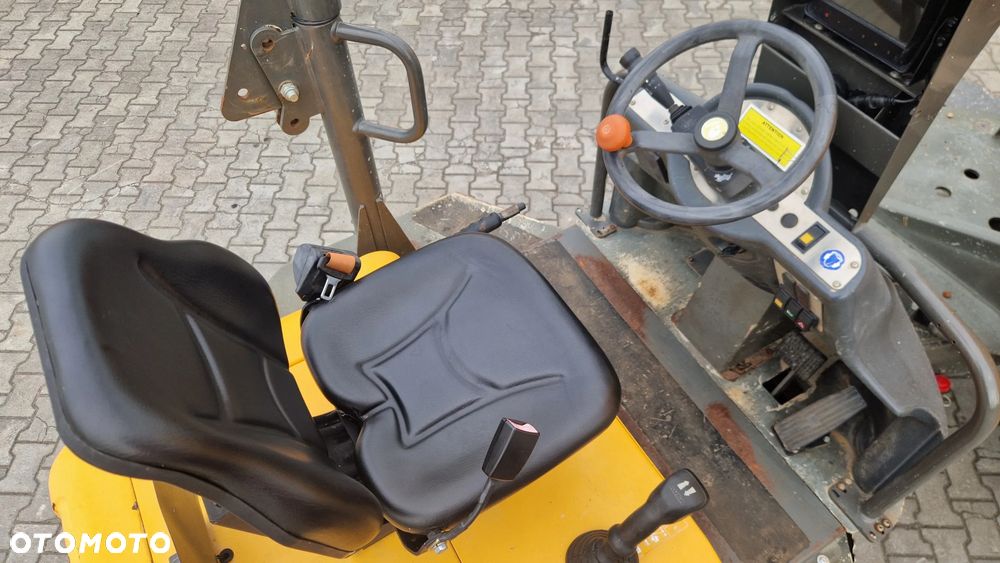 Ausa D 350 AHG - 12