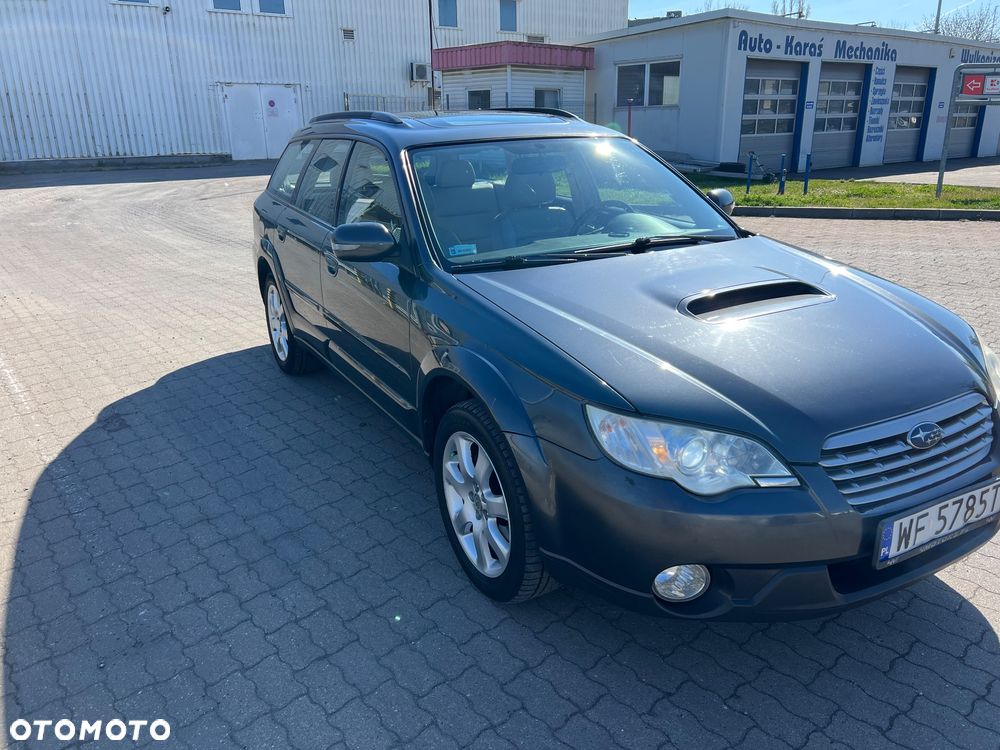 Subaru Outback 2.0D RC 000 - 4