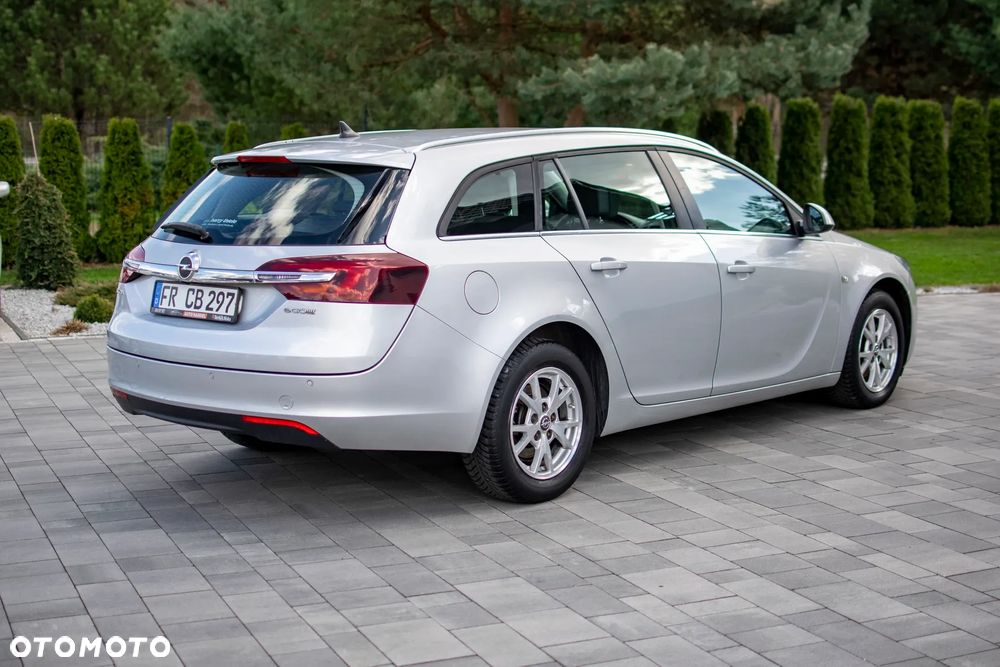 Opel Insignia - 15