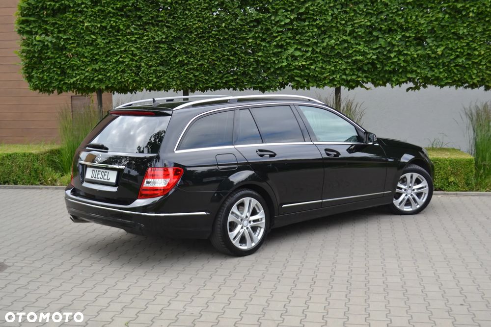 Mercedes-Benz Klasa C 220 CDI 7G-TRONIC Avantgarde Edition - 4