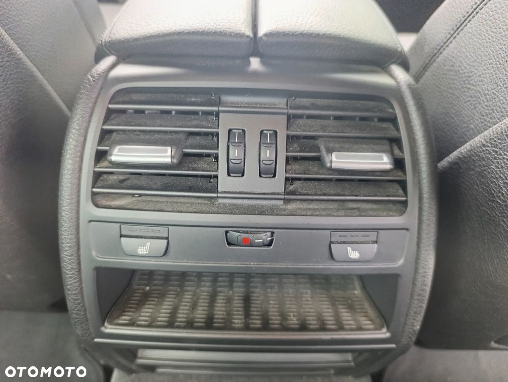 BMW Seria 7 750d xDrive Blue Performance Edition Exclusive - 11
