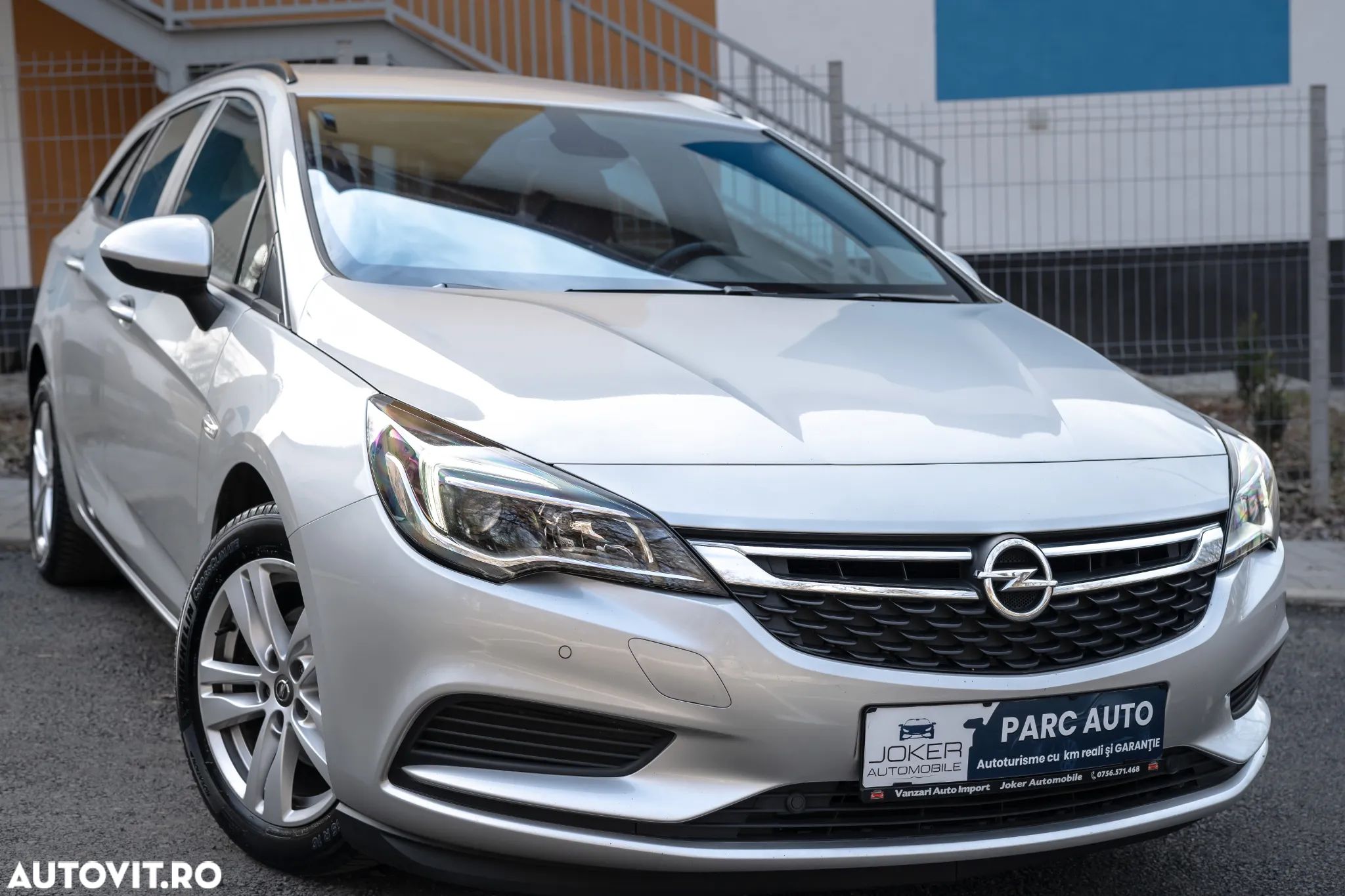 Opel Astra 1.6 CDTI ECOTEC Dynamic - 1
