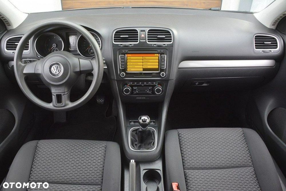 Volkswagen Golf 1.6 TDI BlueMotion Technology Trendline - 12