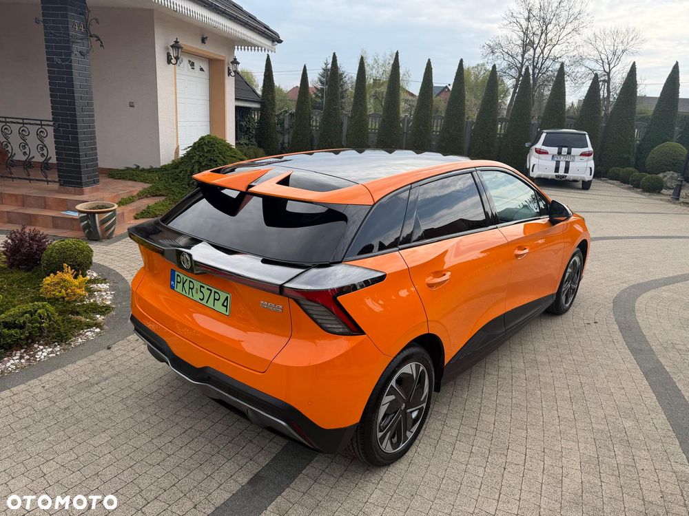 MG 4 Luxury 64 kWh - 4
