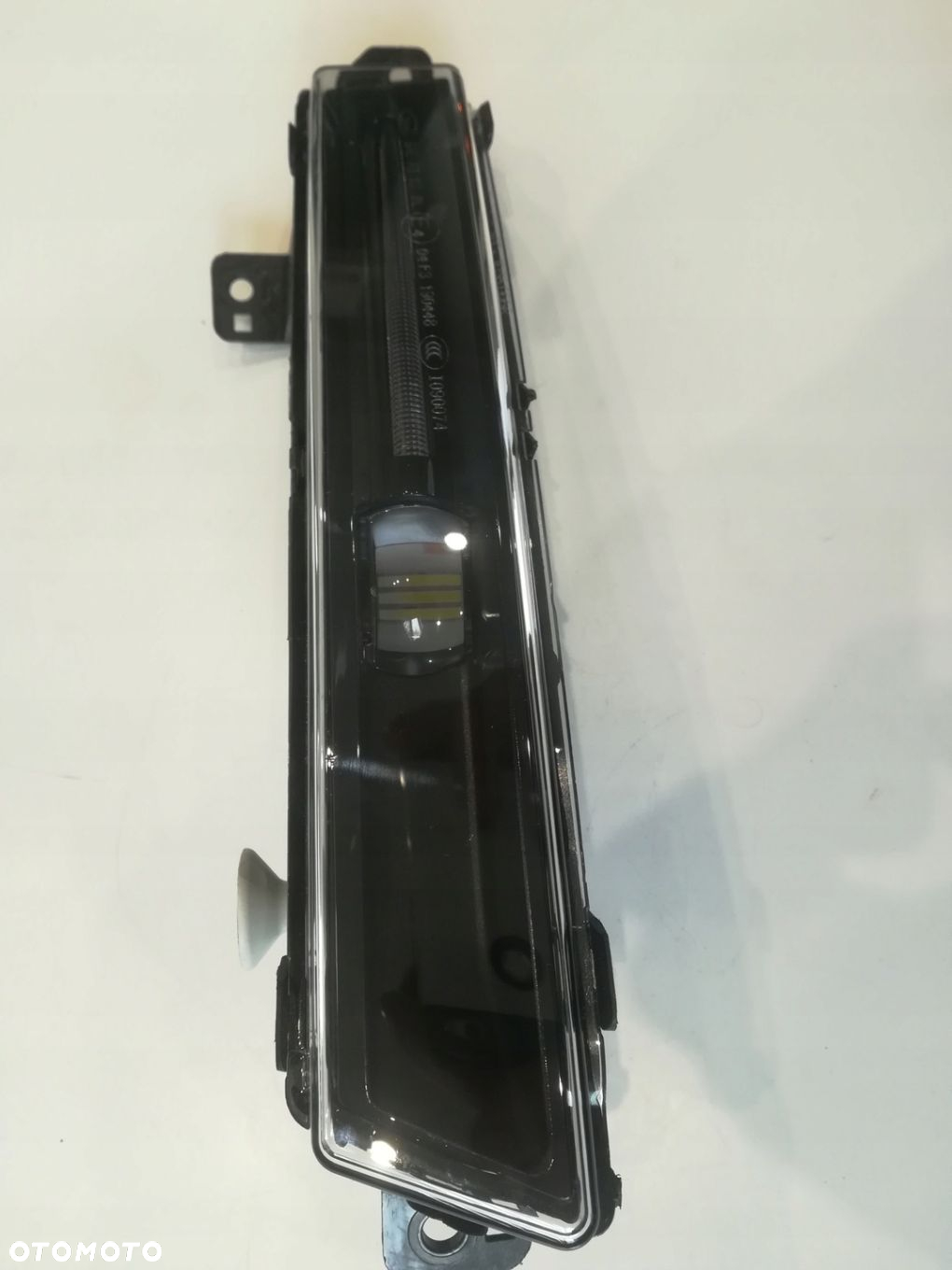 JAGUAR E PACE X540 HALOGEN LED DZIENNY NOWY ORG - 6