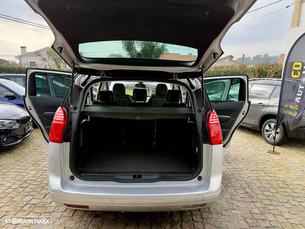 Peugeot 5008 1.6 E-HDi 5L SE Style 2-Tronic - 35