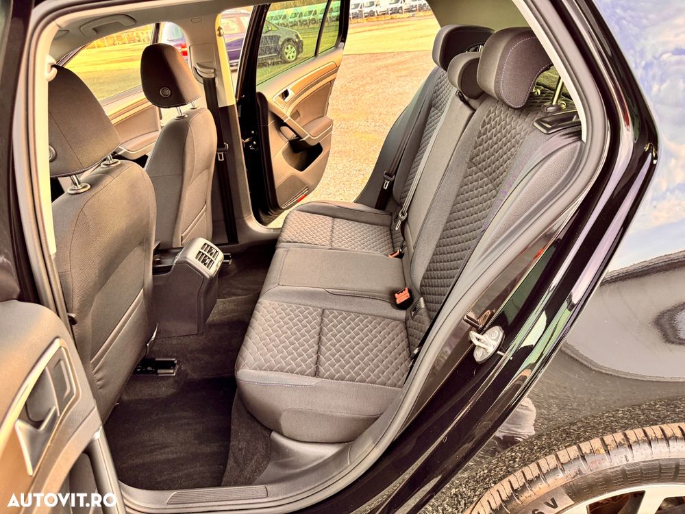 Volkswagen Golf 1.0 TSI BlueMotion Comfortline - 14