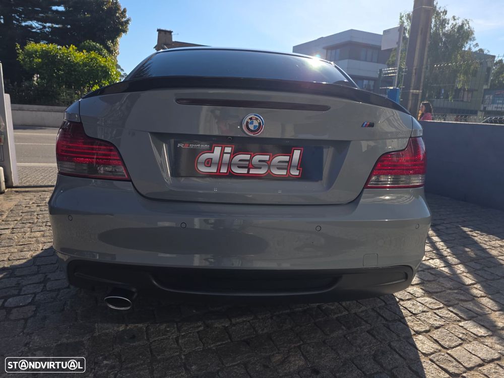 BMW 118 d Limited Edition Lifestyle c/ M Sport Pack - 26