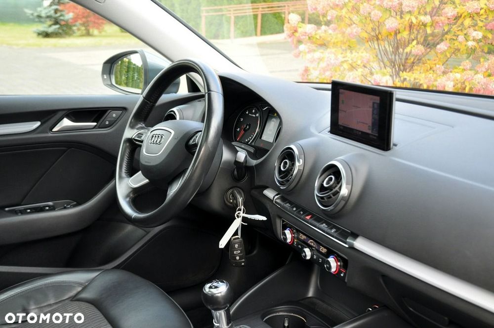 Audi A3 Sportback - 18