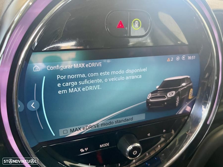 MINI Countryman Cooper SE ALL4 Auto - 31