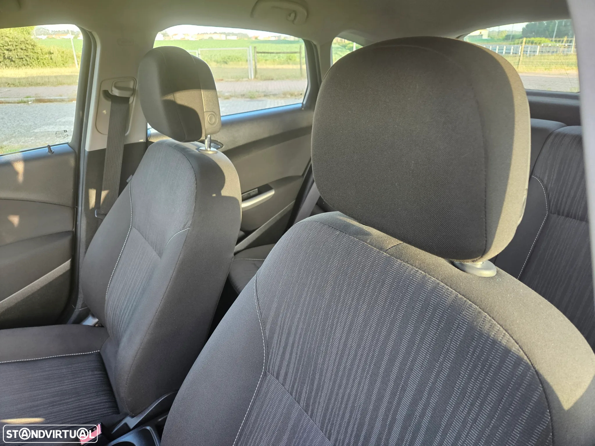 Opel Astra 1.4 Executive - 17