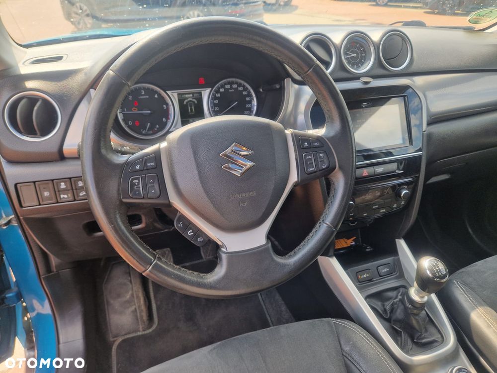 Suzuki Vitara 1.6 DDiS (4x4) Allgrip Comfort+ - 24