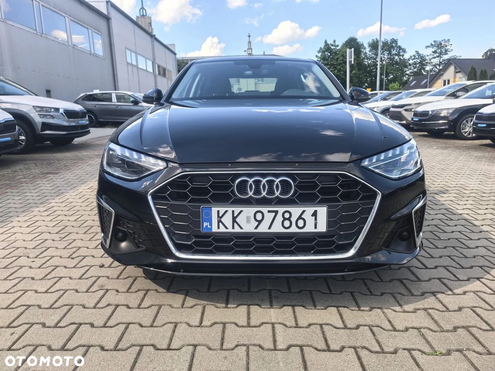 Audi A4 Limousine 35 TFSI mHEV S Line S tronic - 4