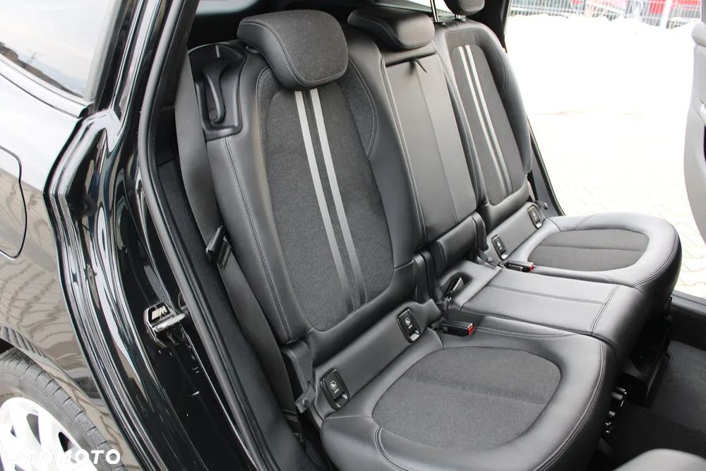 BMW Seria 2 216i GT M Sport - 37