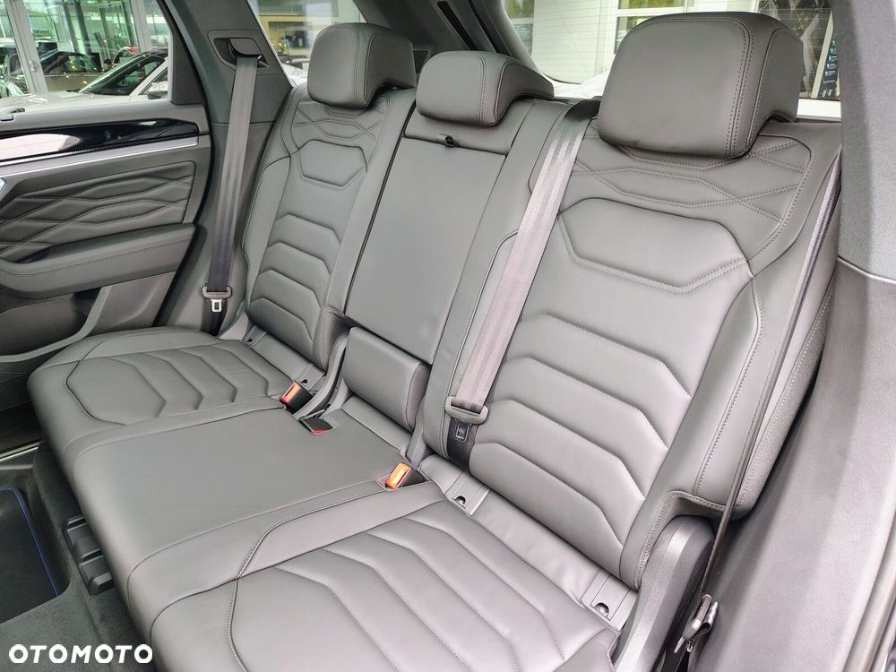 Volkswagen Touareg - 31