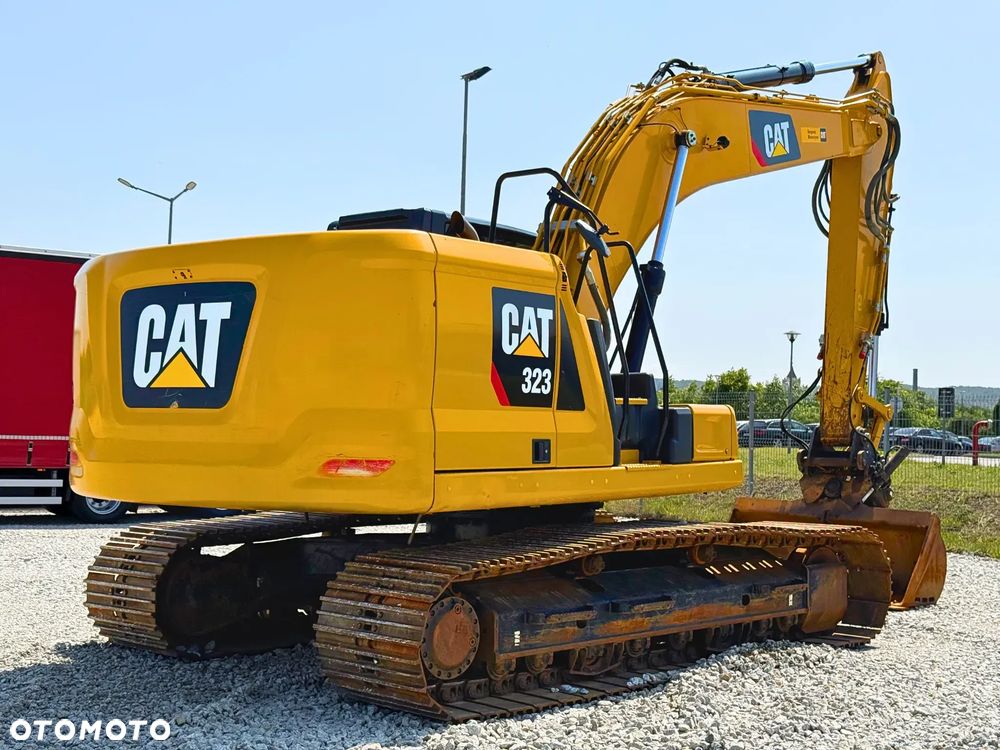 Caterpillar KOPARKA GĄSIENICOWA / 323 / 07B / CAT - 15