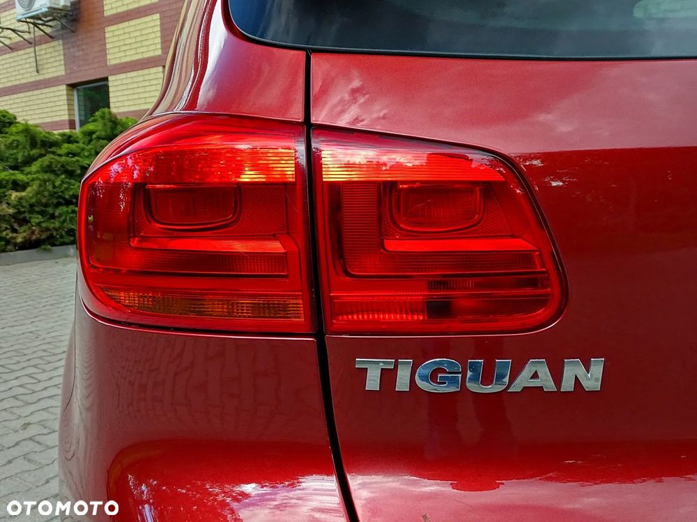 Volkswagen Tiguan 2.0 TDI DPF 4Motion BlueMotion Technology Sport & Style - 23