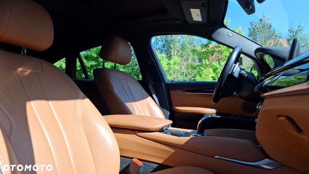 BMW X6 35i xDrive - 27
