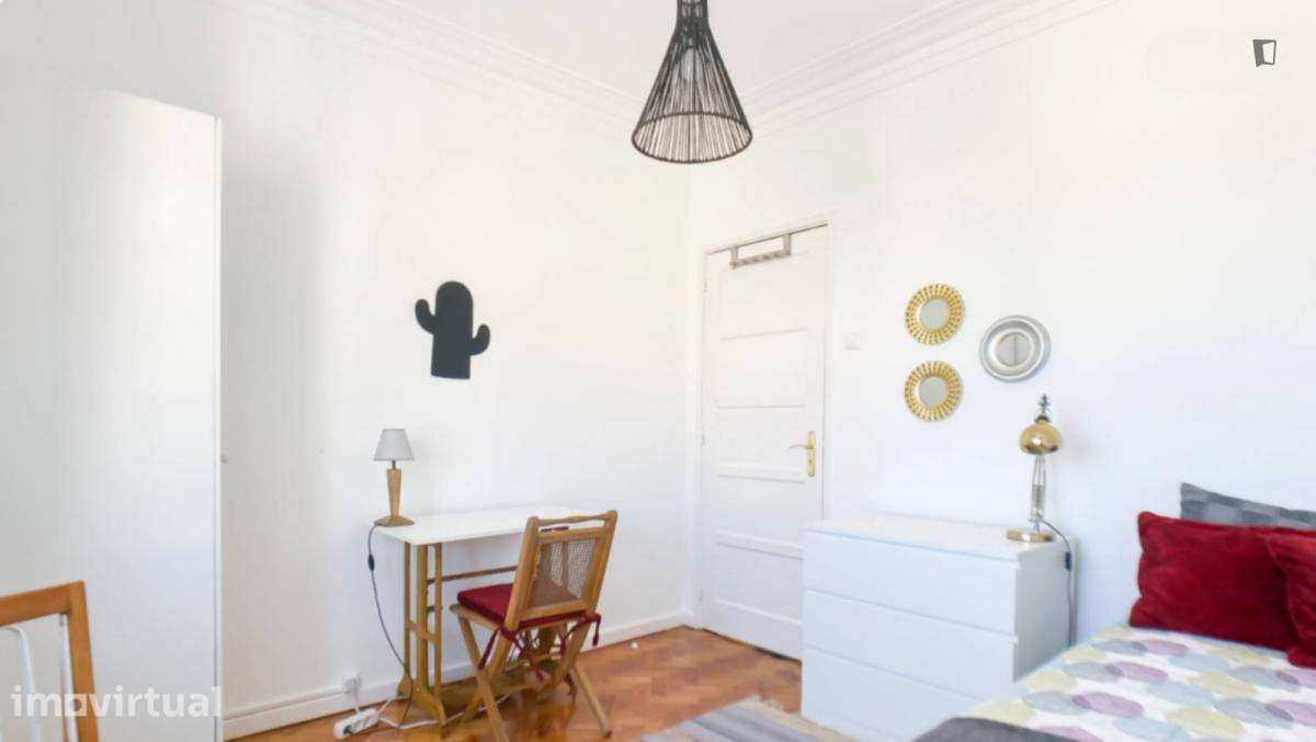 Quarto - localizado em Santa Apolónia Lisbon - Grande imagem: 5/12
