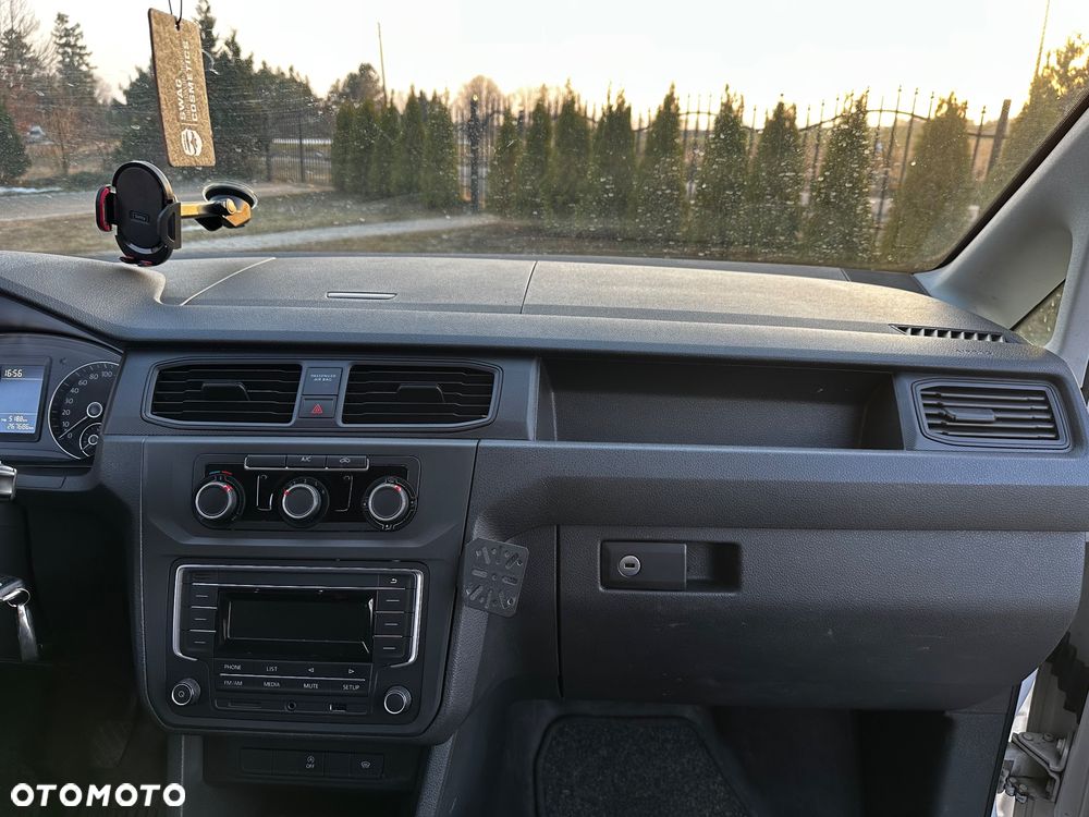 Volkswagen Caddy Maxi - 20