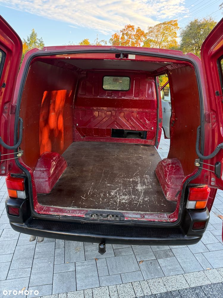 Volkswagen Transporter - 22