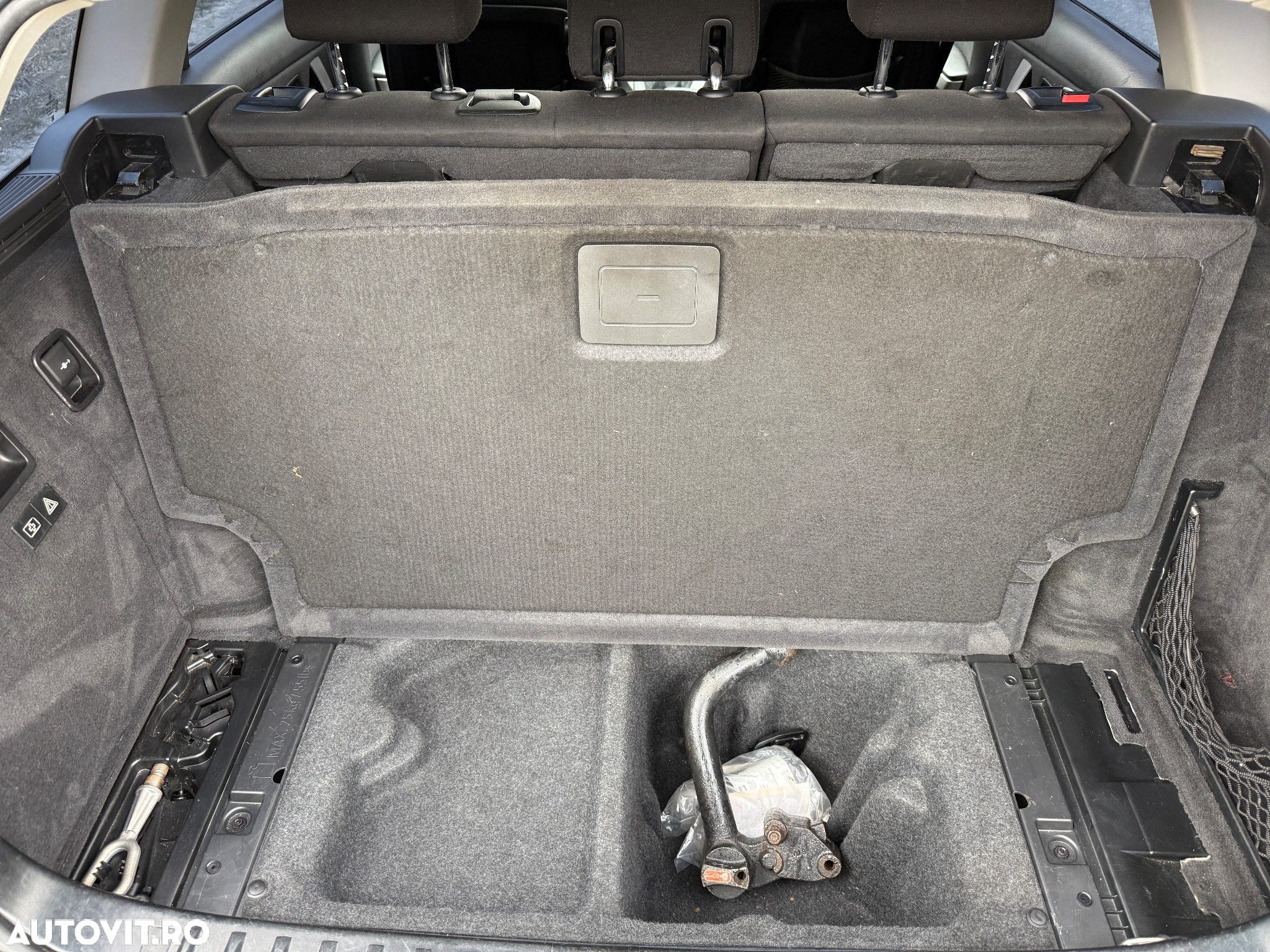 BMW Seria 3 320d Touring - 10