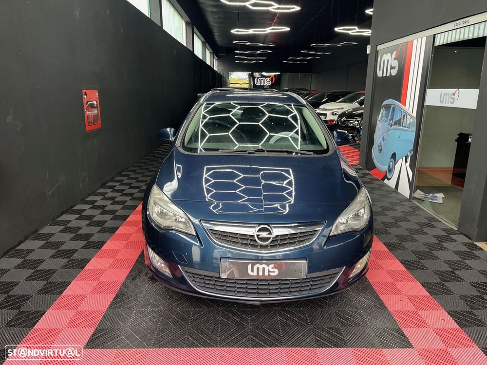 Opel Astra Sports Tourer 1.7 CDTi Cosmo - 2