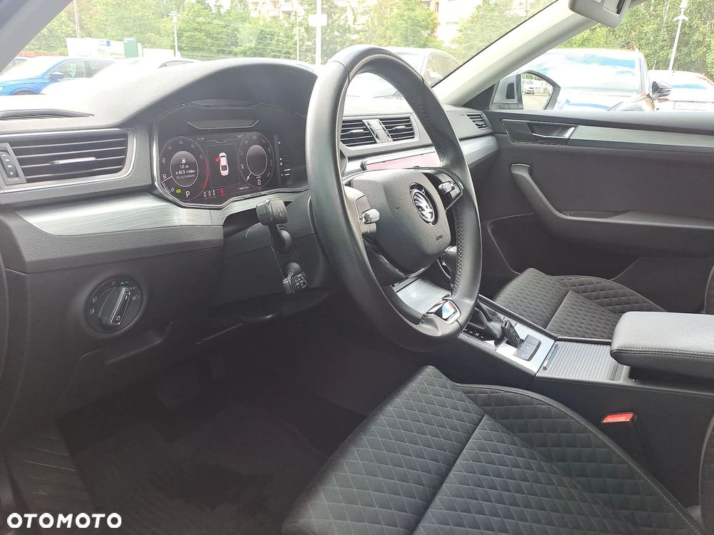 Skoda Superb 2.0 TSI Ambition DSG - 15