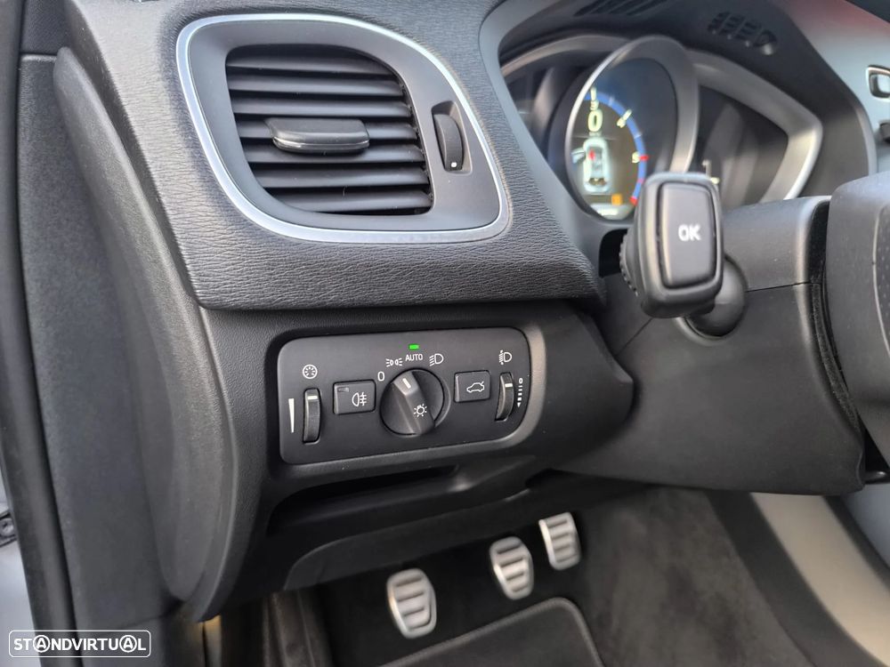 Volvo V40 1.6 D2 R-Design - 39