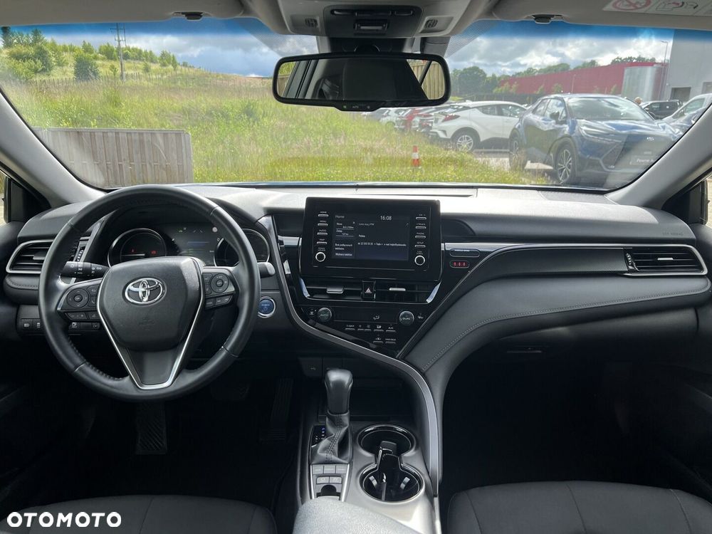 Toyota Camry 2.5 Hybrid Comfort CVT - 12