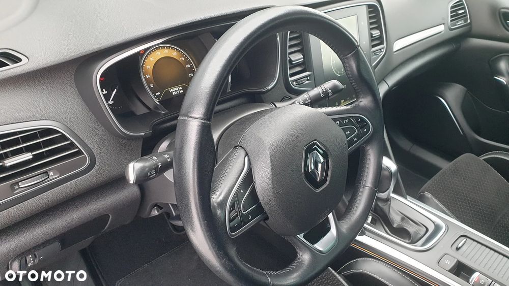 Renault Megane ENERGY TCe 130 EDC BOSE EDITION - 18