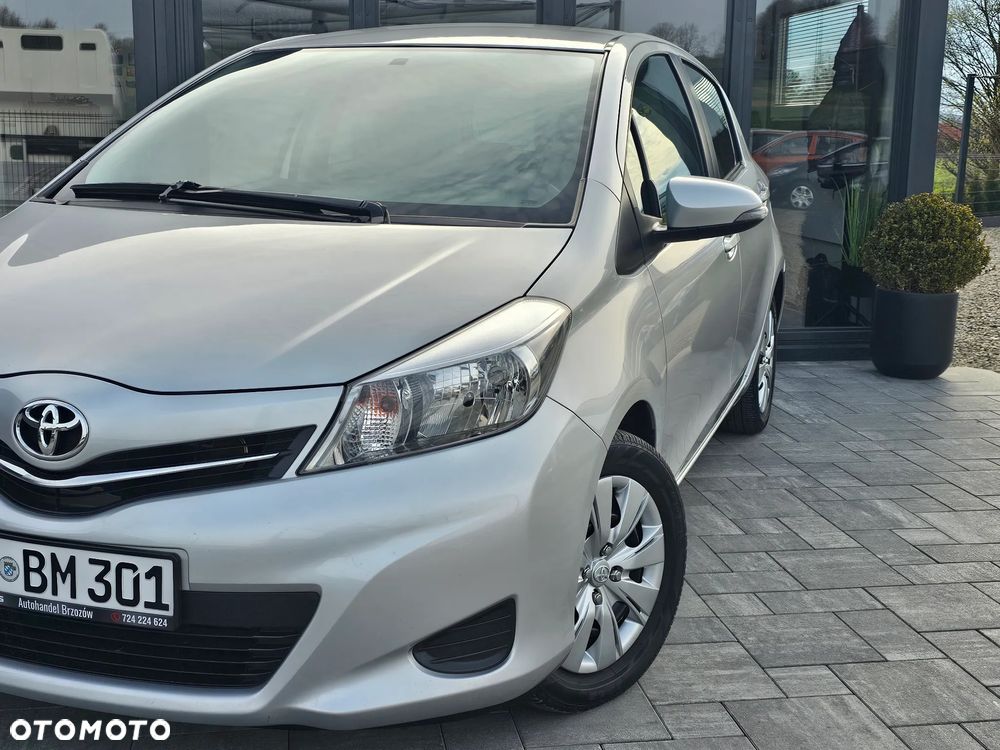 Toyota Yaris 1.33 Prestige - 12