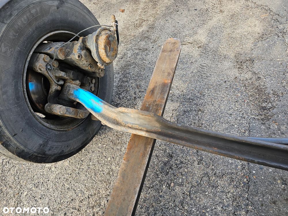 BELKA OŚ PRZEDNIA PIASTY PIASTA ZWROTNICE RENAULT MIDLUM DCI DXI FELGI 19,5'' - 5