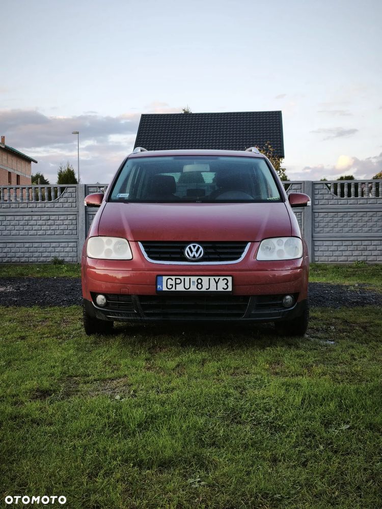 Volkswagen Touran 2004 photo 3