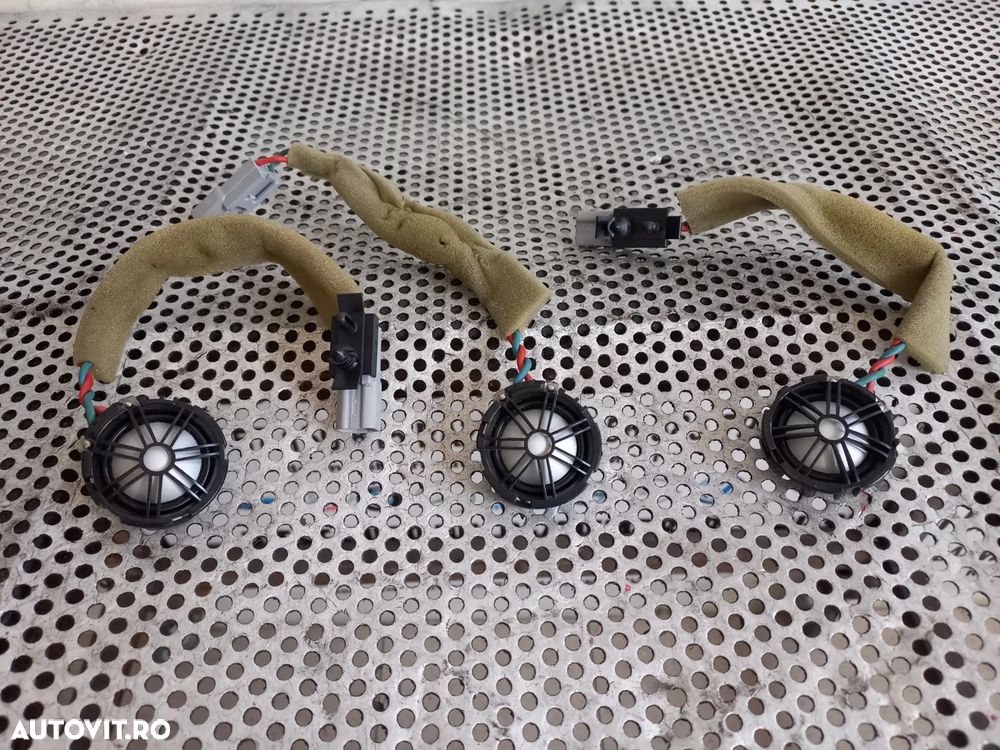 Difuzor Tweeter Land Rover Range Rover Evoque Discovery Sport An 2012-2013-2014-2015-2016-2017-2018 Dezmembrez Range Rover Evoque Facelift An 2015-2016-2017-2018-2019 2.0 D Automat 4x4 Volan Stanga - Dezmembrari Arad - 4