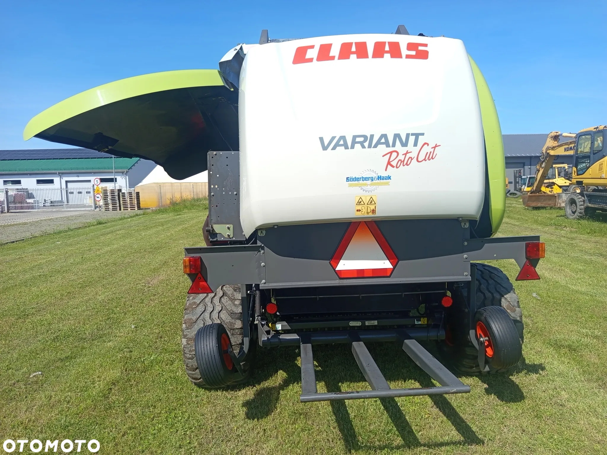 Claas Variant 385 - 9