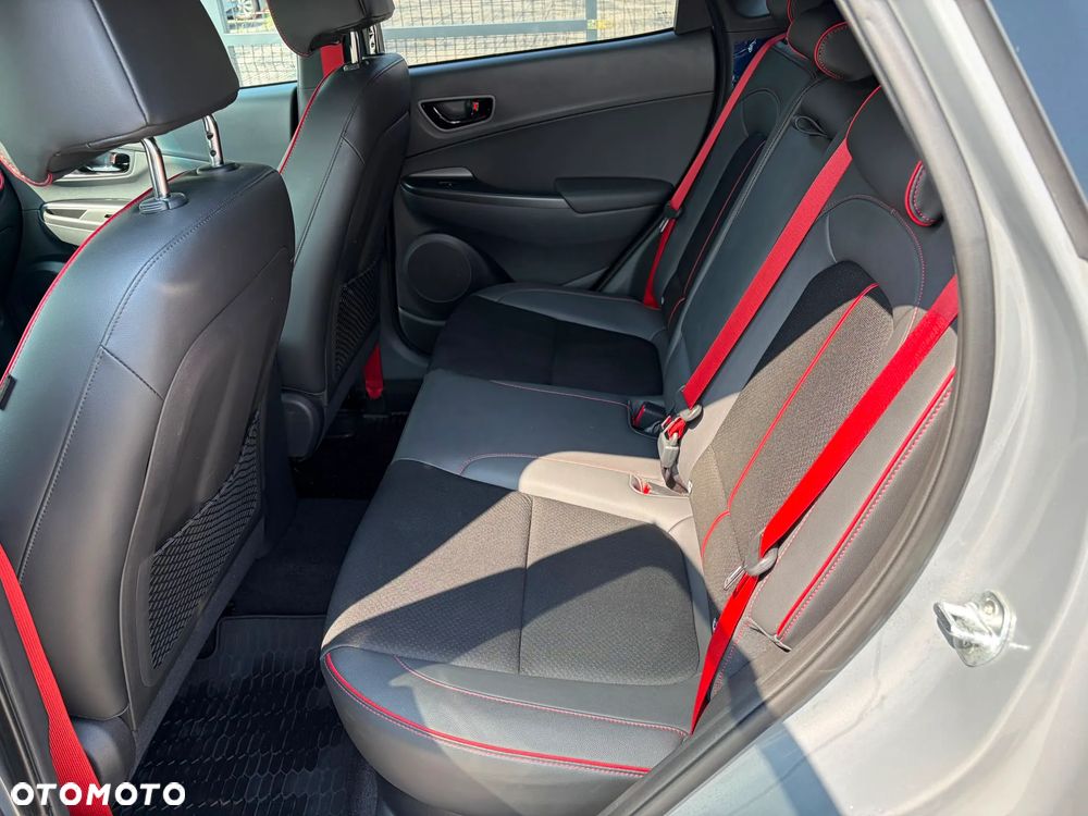 Hyundai Kona 1.6 T-GDI Premium 4WD DCT - 11