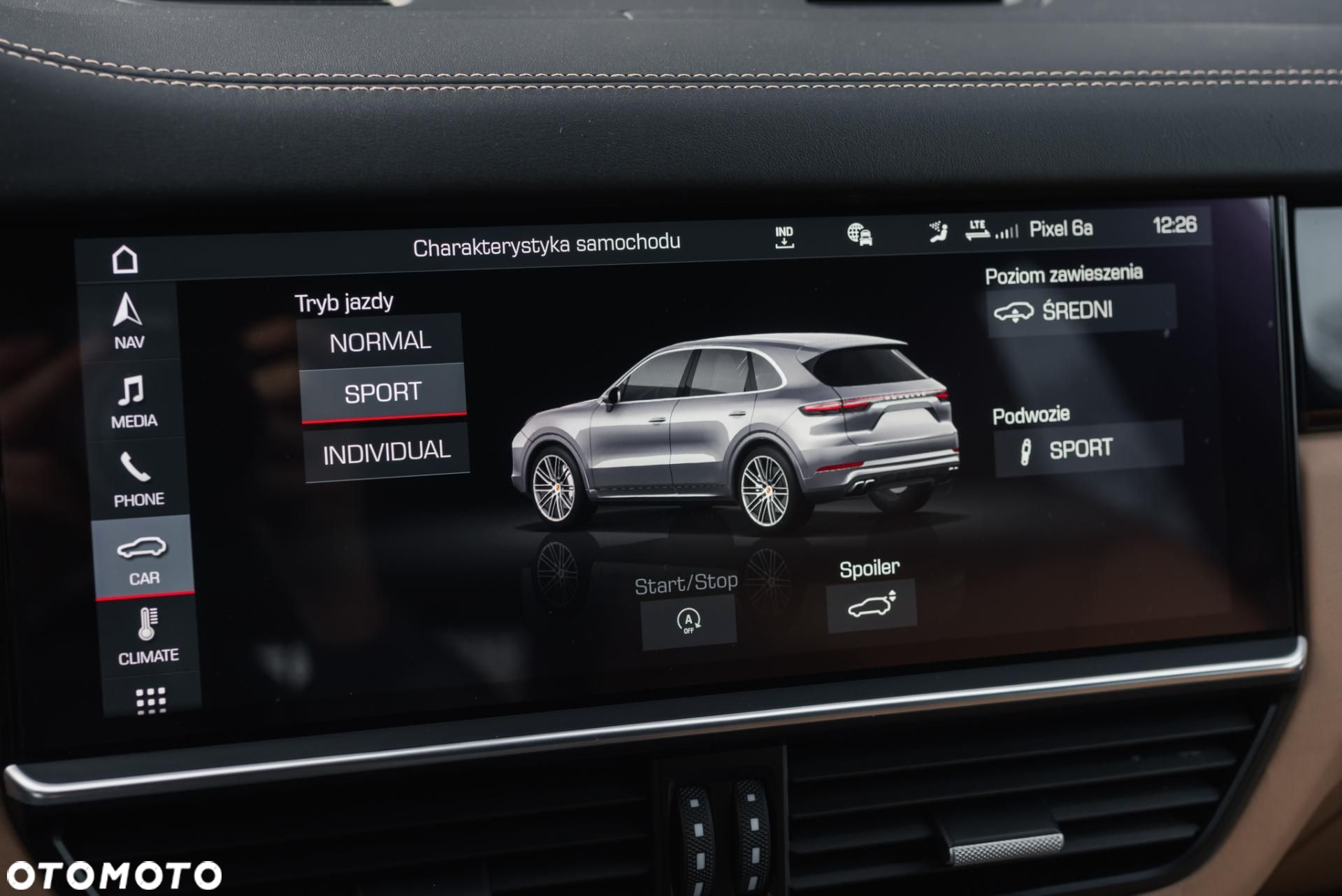 Porsche Cayenne Turbo - 16