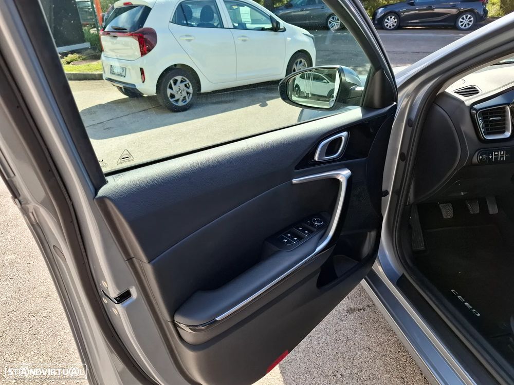 Kia Ceed 1.0 T-GDI Drive - 10
