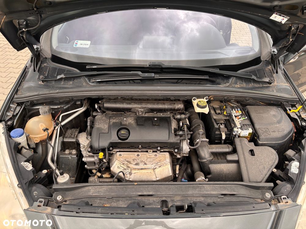 Peugeot 308 - 9